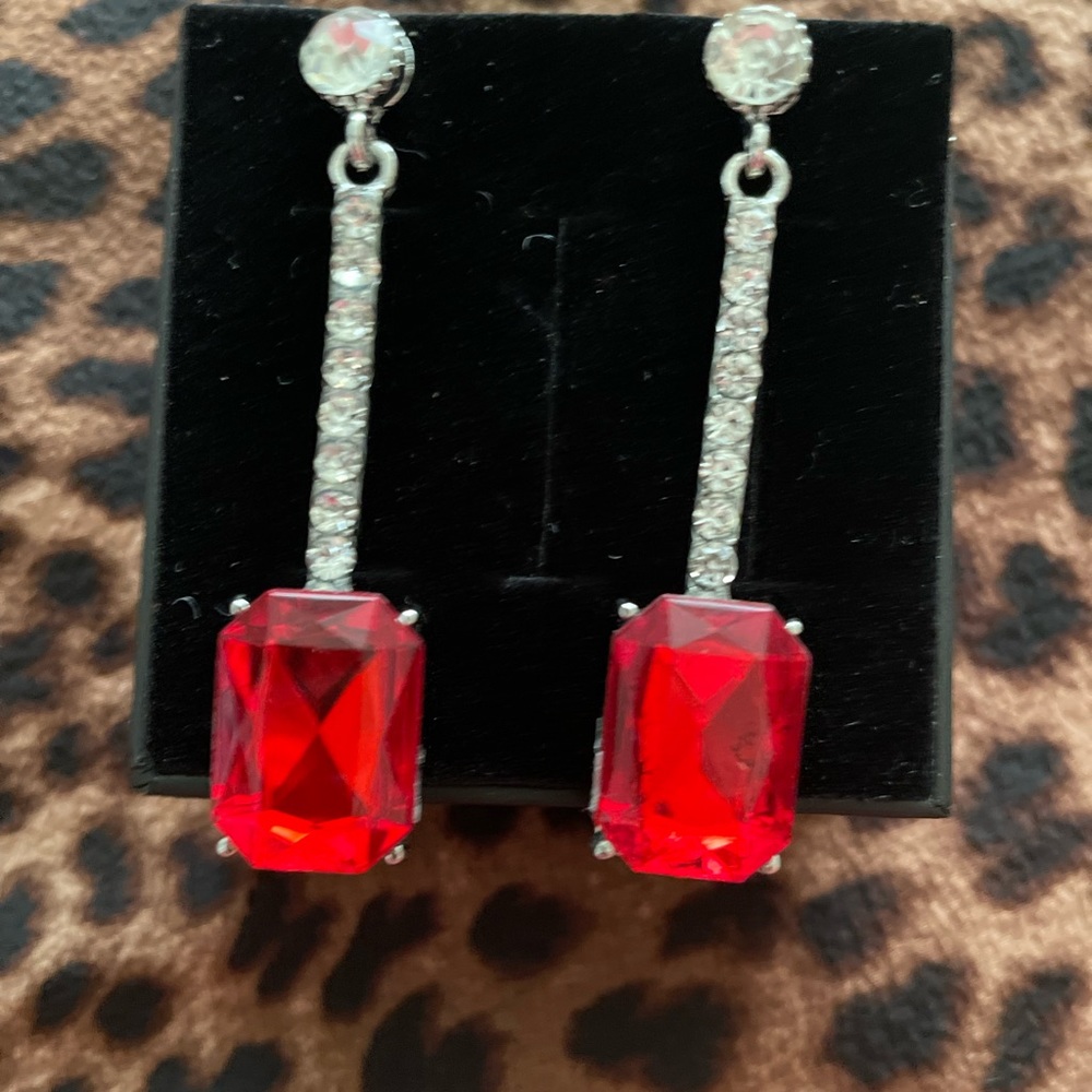 WOMENS JEWELRY